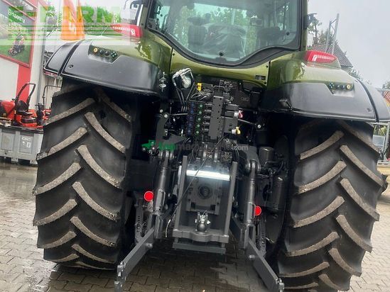 Tractor agrícola - Valtra - t215d m. rüfa und fk