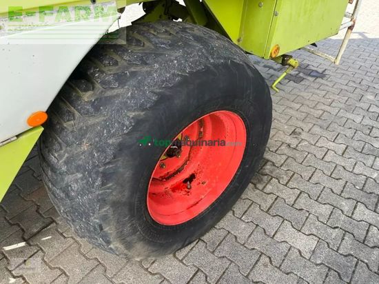 Empacadora gigant - Claas - quadrant 1200