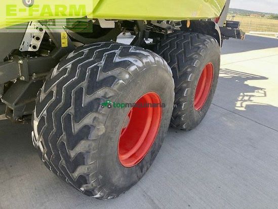 Empacadora gigant - Claas - quadrant 5200 fc tandem