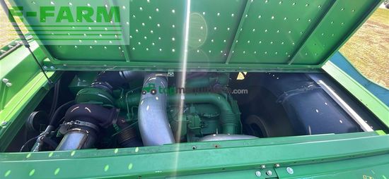 Cosechadora de Cereal - John Deere - S685