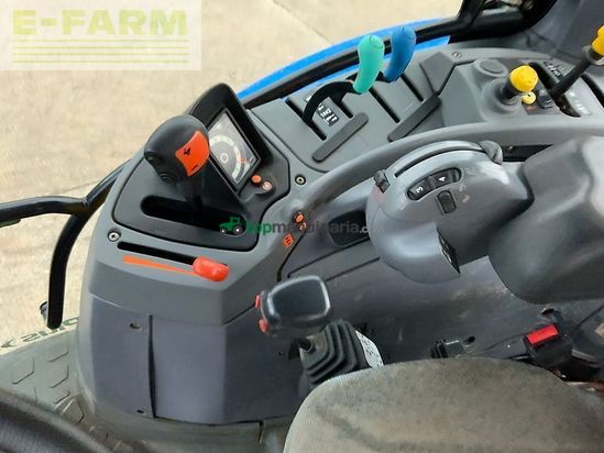 Tractor agrícola - New Holland - ts100a tractor (st25192)