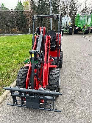 Minicargadora - Schaffer - 2028 slt