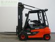 Elevadora - Linde - e 30 ion 387