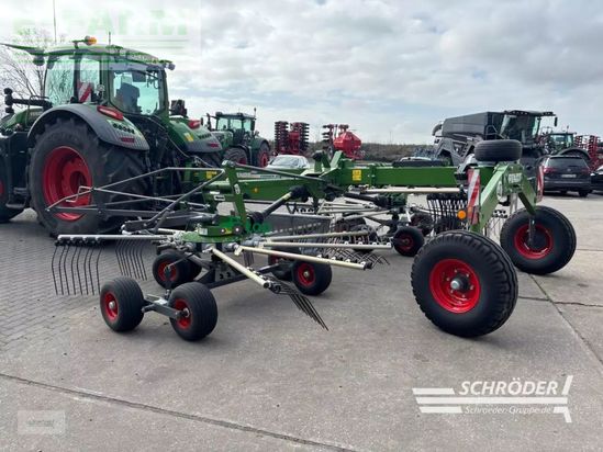 Rastrillo - Fendt - former 8055 pro