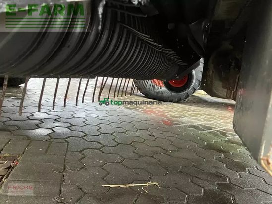 Empacadora gigant - Claas - quadrant 5300 fc + krassort sc 180