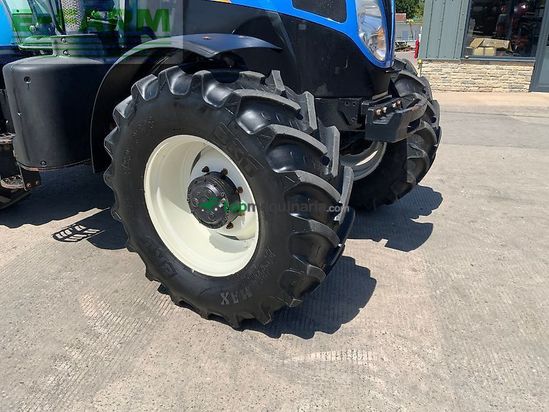Tractor agrícola - New Holland - t7.185 tractor (st26565)