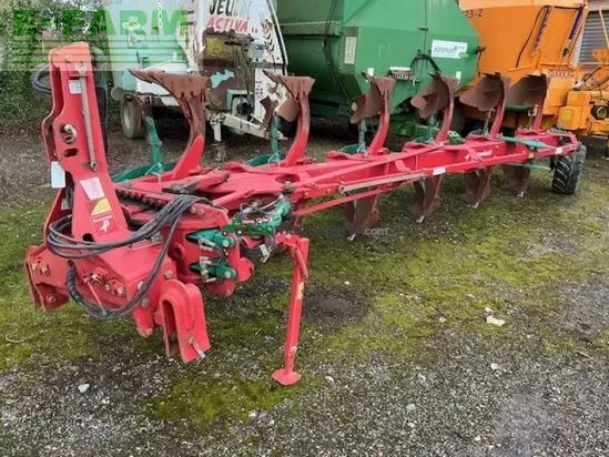 Arado - Kverneland - charrue