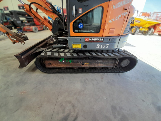 Miniexcavadora DEVELON DX85R-7