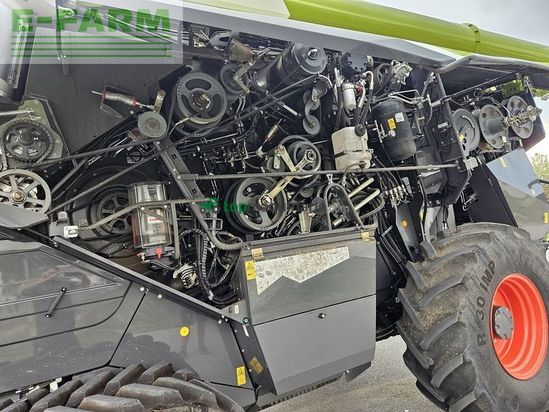 Cosechadora de Cereal - Claas - lexion 8800 terra trac