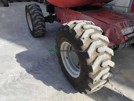 Brazo MANITOU 160ATJ EJE OSCILANTE