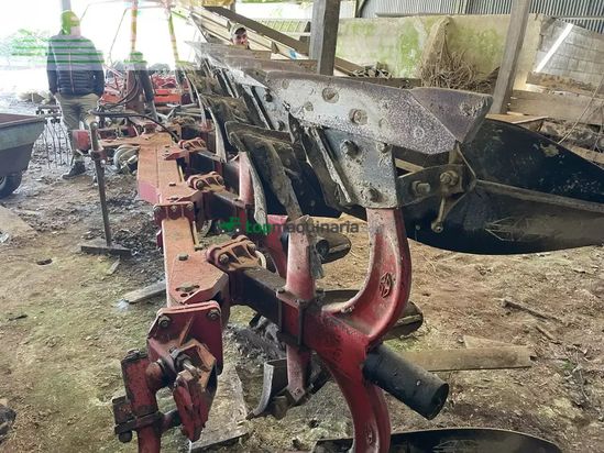 Arado - Gregoire Besson - ry41