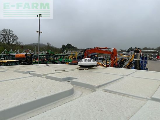 Tractor agrícola - Claas - 650 arion tractor (st26102)