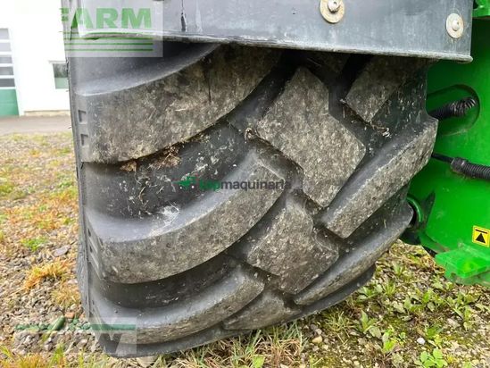 Empacadora gigant - John Deere - c441r mit mantelfolienbindung