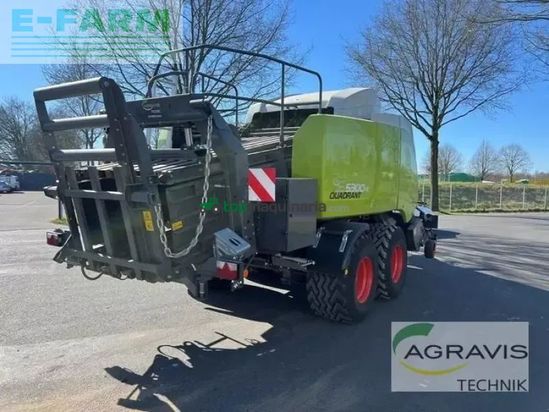 Empacadora gigant - Claas - quadrant 5300 fc t