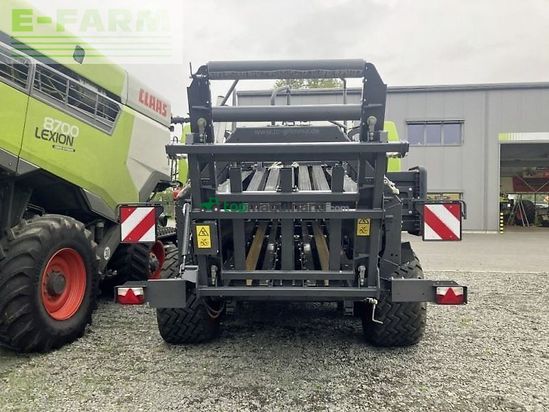 Empacadora gigant - Claas - quadrant 4200 rc