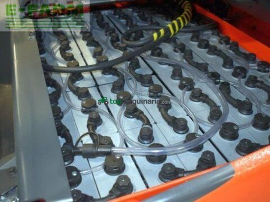 Elevadora - Linde - e 30/600 h 1252