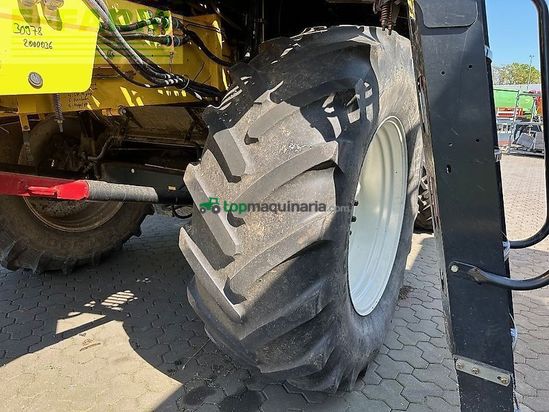Cosechadora de Cereal - New Holland - cx 8060