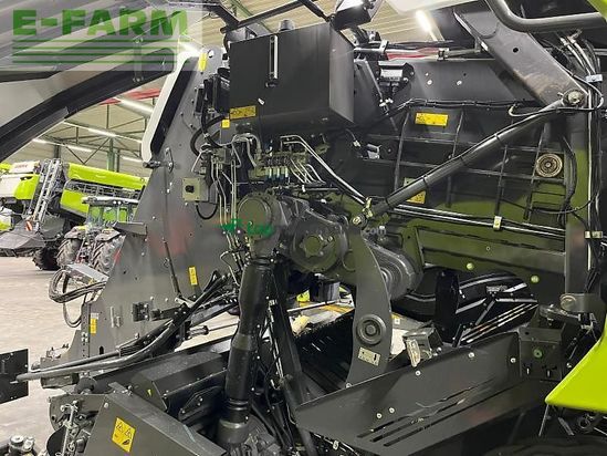 Empacadora gigant - Claas - quadrant 5300 fc t+st