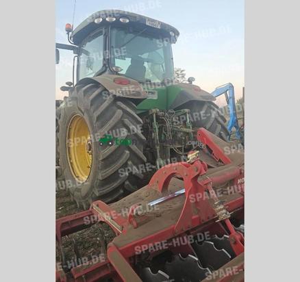 John Deere 8245R
