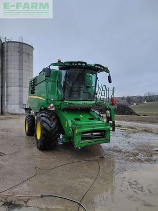 Cosechadora de Cereal - John Deere - t560