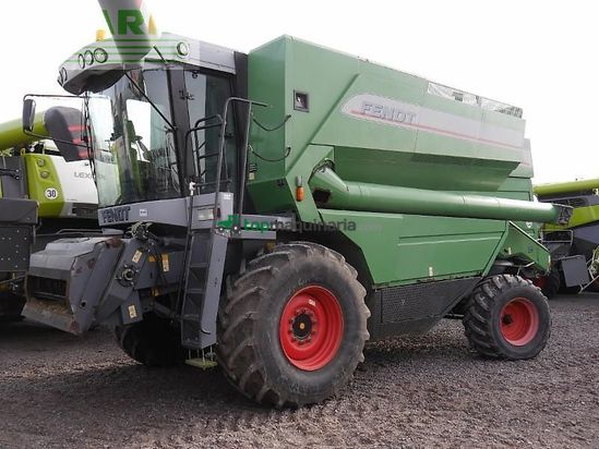 Cosechadora de Cereal - Fendt - 8350