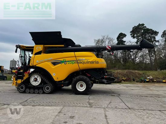 Cosechadora de Cereal - New Holland - cr 8.90