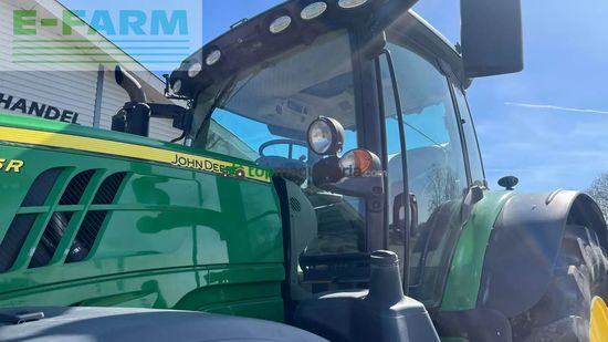 Tractor agrícola - John Deere - 6215r med frontlift og front pto på