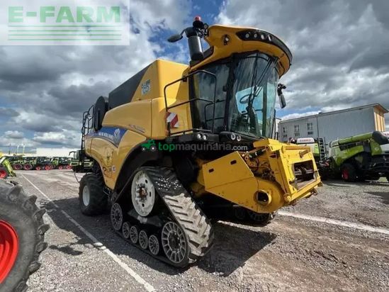 Cosechadora de Cereal - New Holland - cr 9.80 smarttrax stage 5