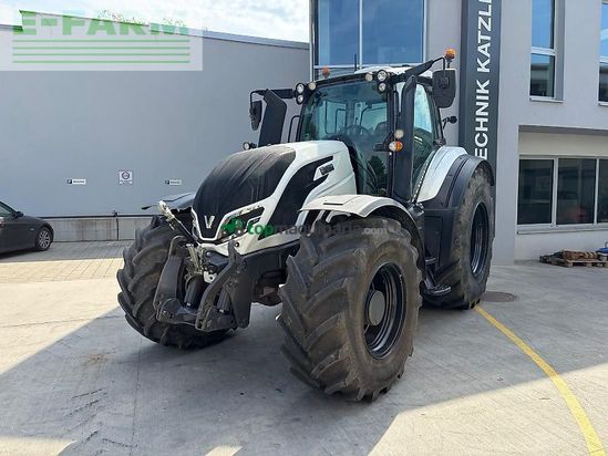 Tractor agrícola - Valtra - t235