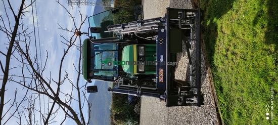 Tractor agrícola - John Deere - 5400N con pala delantera Tenías tf9