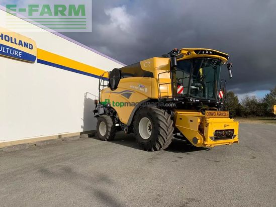 Cosechadora de Cereal - New Holland - cr 8.90