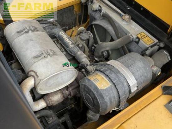 Elevadora - JCB - 940-4