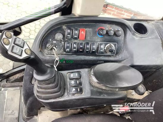 Minicargadora - JCB - tm 320 s | nur 2331 stunden !