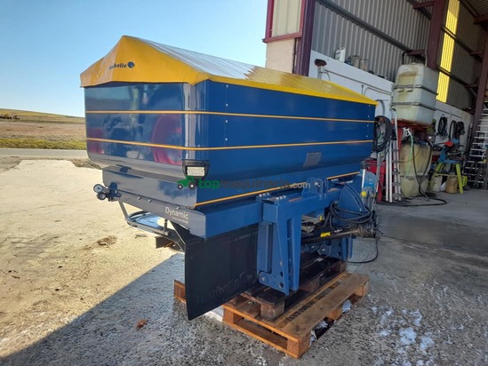 Abonadora Bogballe 2500/3000 kilos