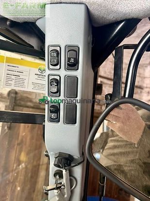 Tractor agrícola - New Holland - t 6.180 dynamic command