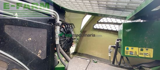 Cosechadora de Cereal - John Deere - 8300