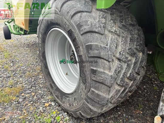 Empacadora gigant - Krone - ultima cf 155 xc
