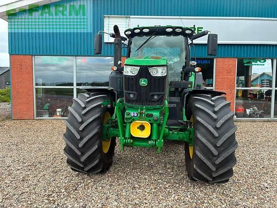 Tractor agrícola - John Deere - 6215r