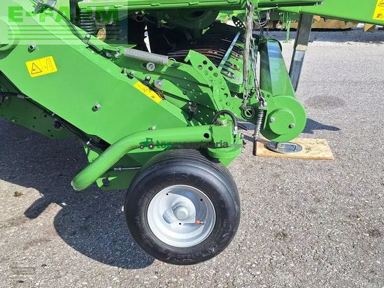 Empacadora gigant - Krone - comprima v 150 xc plus 26 messer