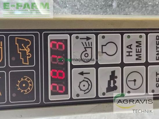 Cosechadora de Cereal - New Holland - cs 640