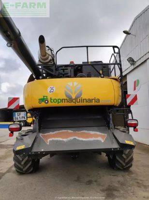 Cosechadora de Cereal - New Holland - cr 9.80