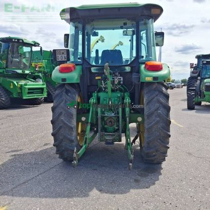Tractor agrícola - John Deere - 5720
