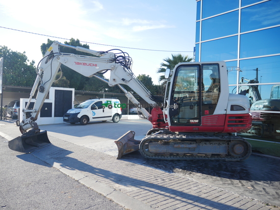 Excavadora - TAKEUCHI TB 290