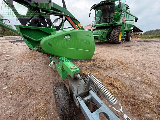 Cosechadora de Cereal - John Deere - T670i