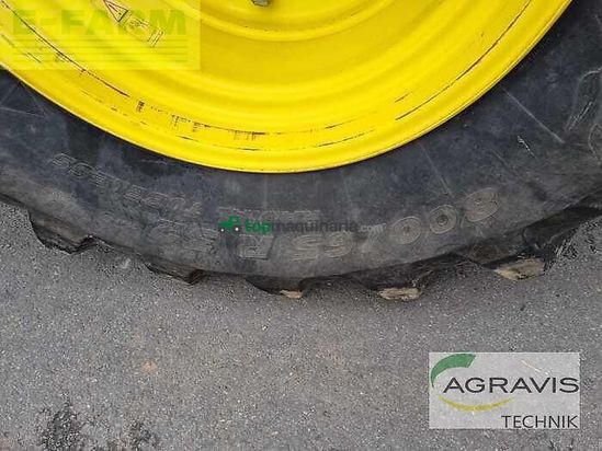 Cosechadora de Cereal - John Deere - 7400