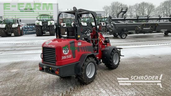 Minicargadora - Schaffer - 3650