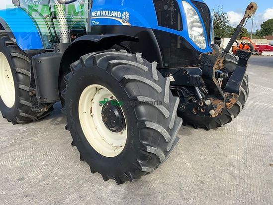 Tractor agrícola - New Holland - t7.200 tractor (st27355)