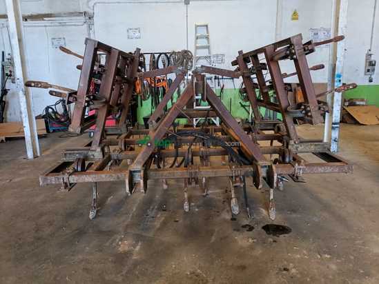 Cultivador de 4 filas de 4m hidráulico