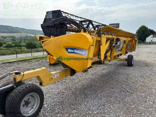 Cosechadora de Cereal - New Holland - cr 9070