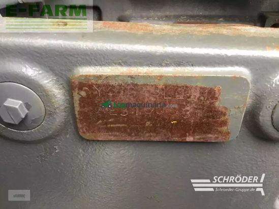 Tractor agrícola - Massey Ferguson - 8735 dyna-vt